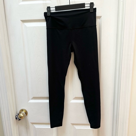 Athleta ultra high rise elation tight Black Leggings small pockets - Picture 2 of 5